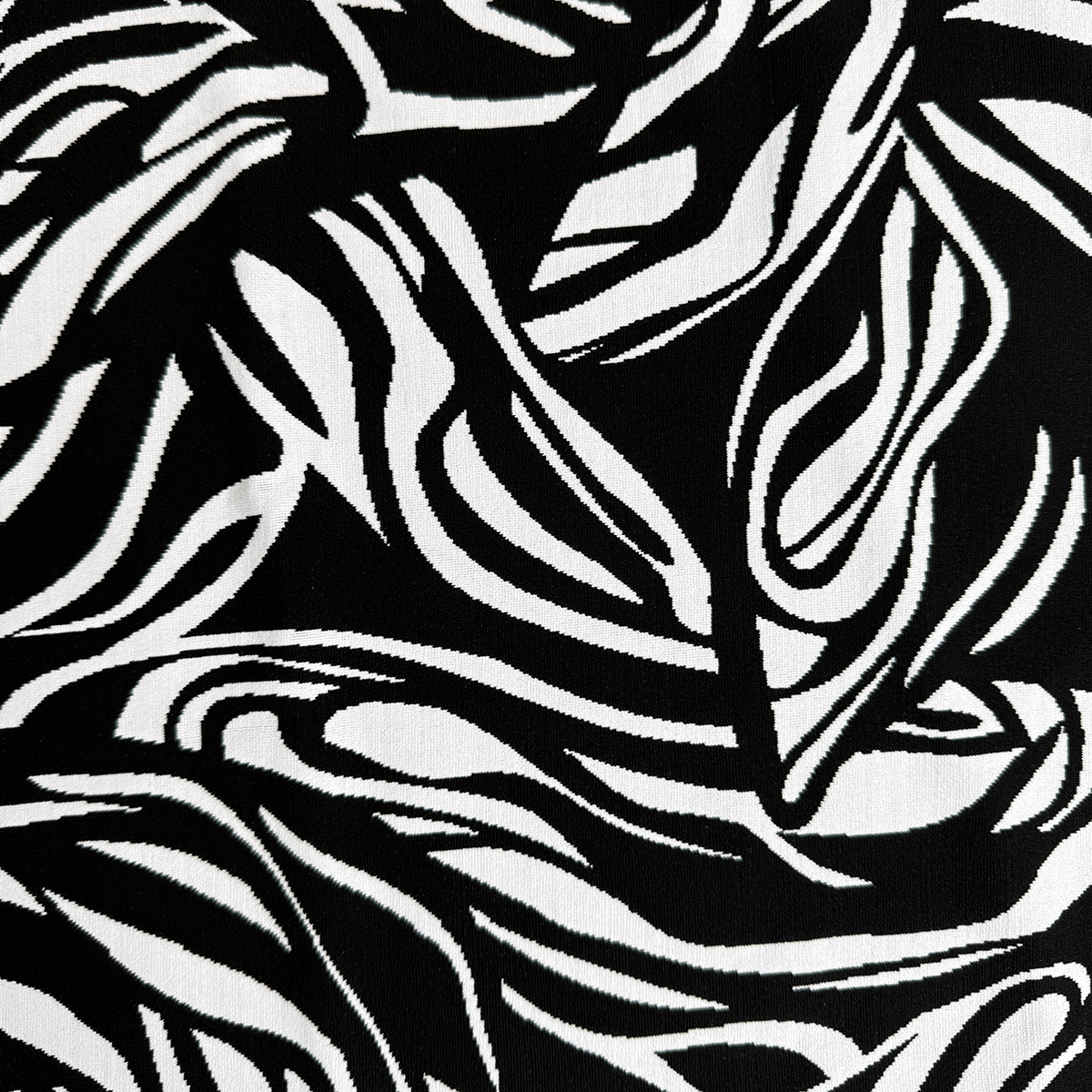 Wild Horses Jacquard Knit 27