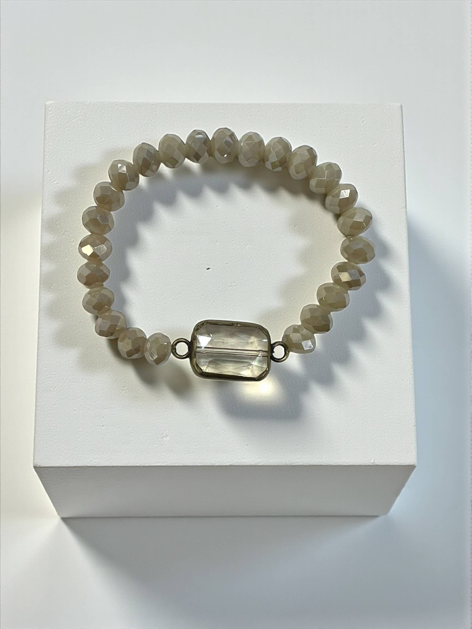 Ava Capri Bracelet Ava signature rectangle quartz accent ivory stretch bracelet