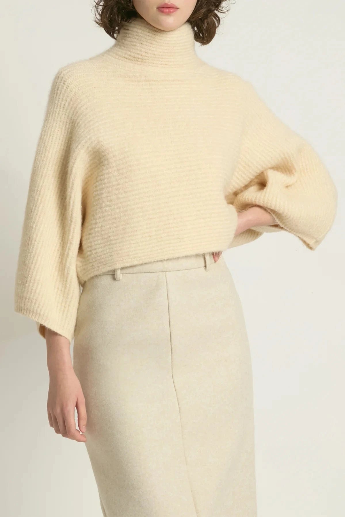 Haystacks Sweater One Size Cocoon Longsleeve Crop Sweater - Ivory