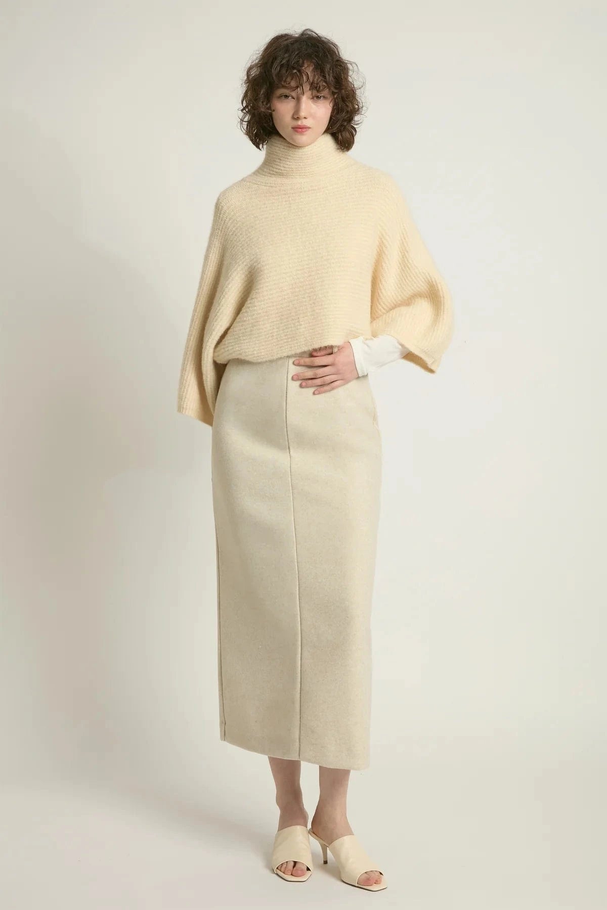 Haystacks Sweater One Size Cocoon Longsleeve Crop Sweater - Ivory
