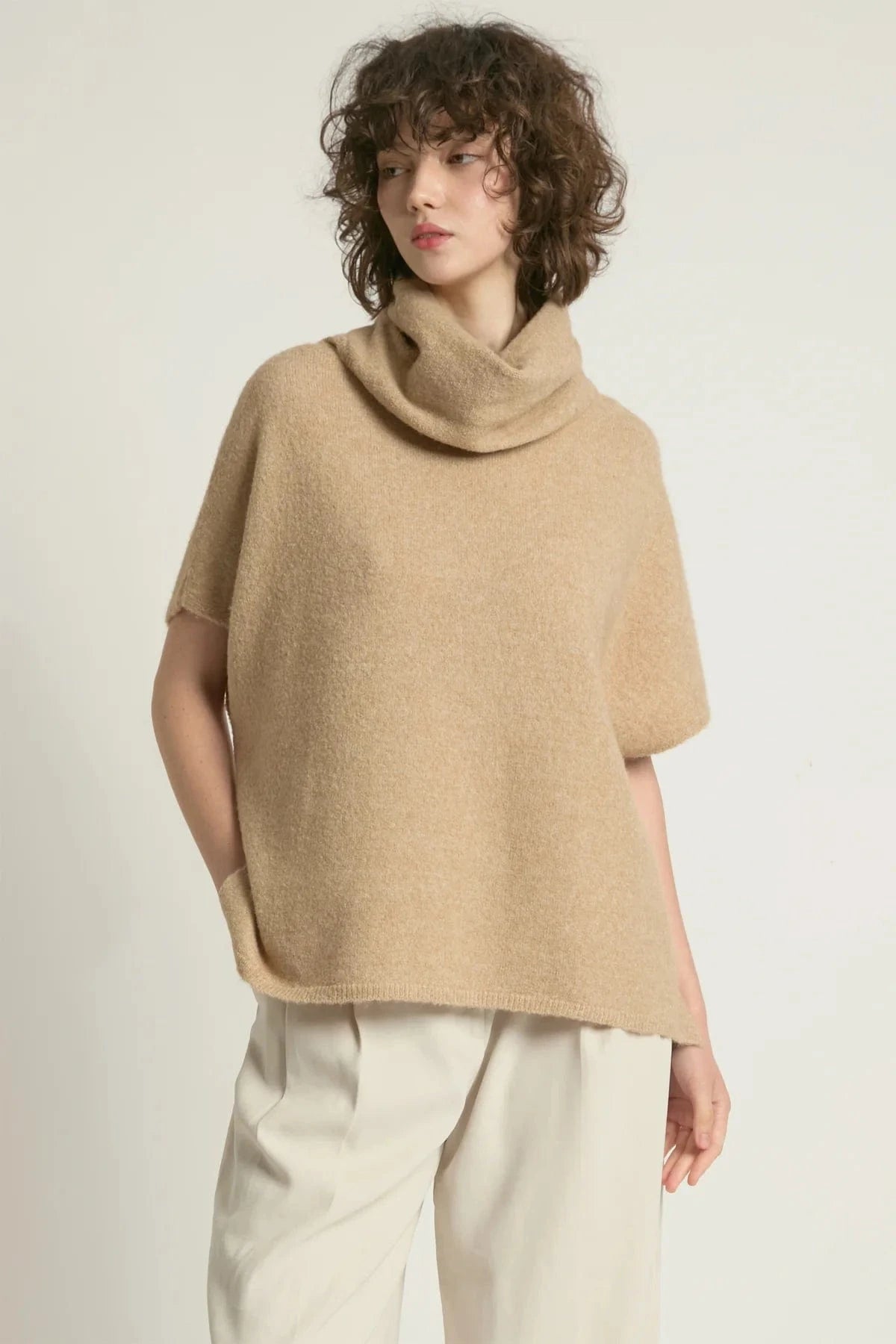 Haystacks Sweater One size Flowy Neck Sleeved Sweater Vest - Camel