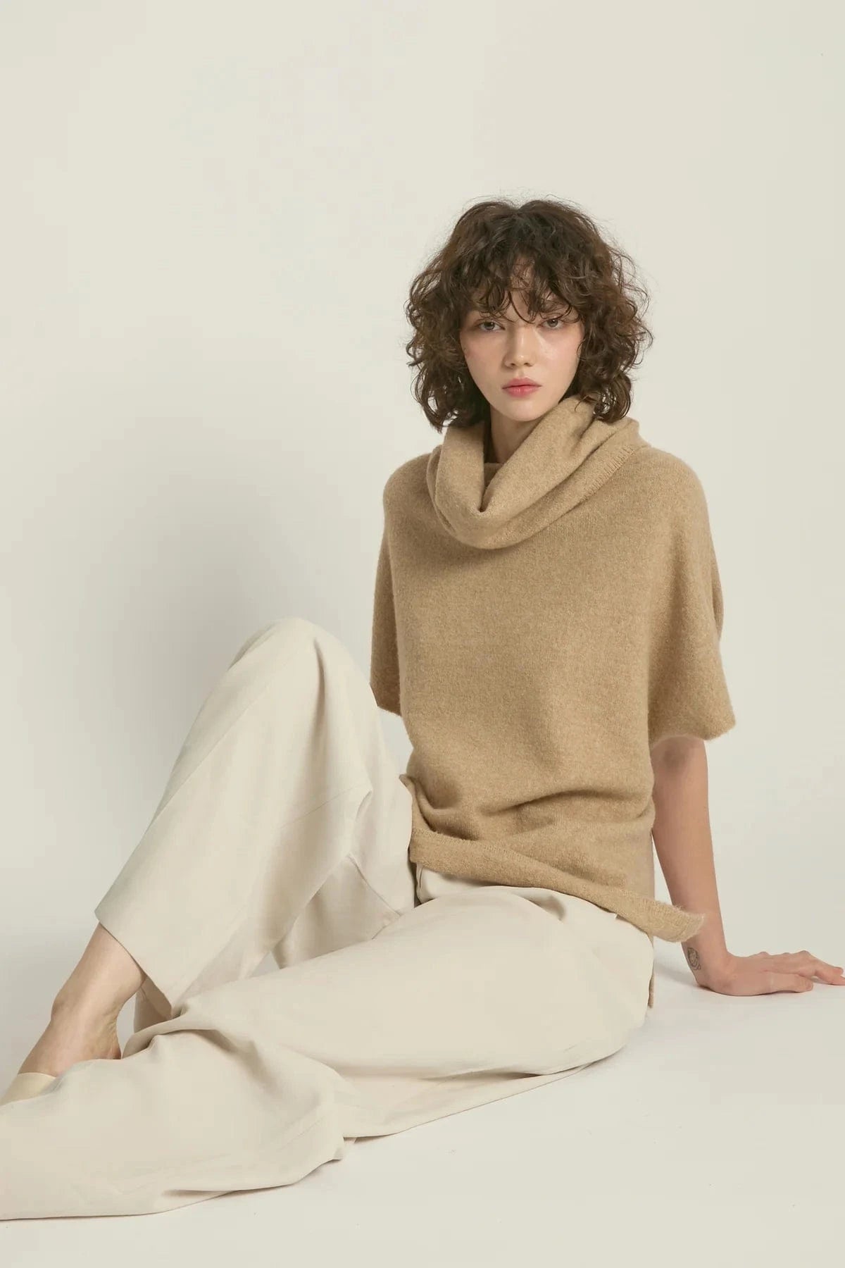 Haystacks Sweater One size Flowy Neck Sleeved Sweater Vest - Camel