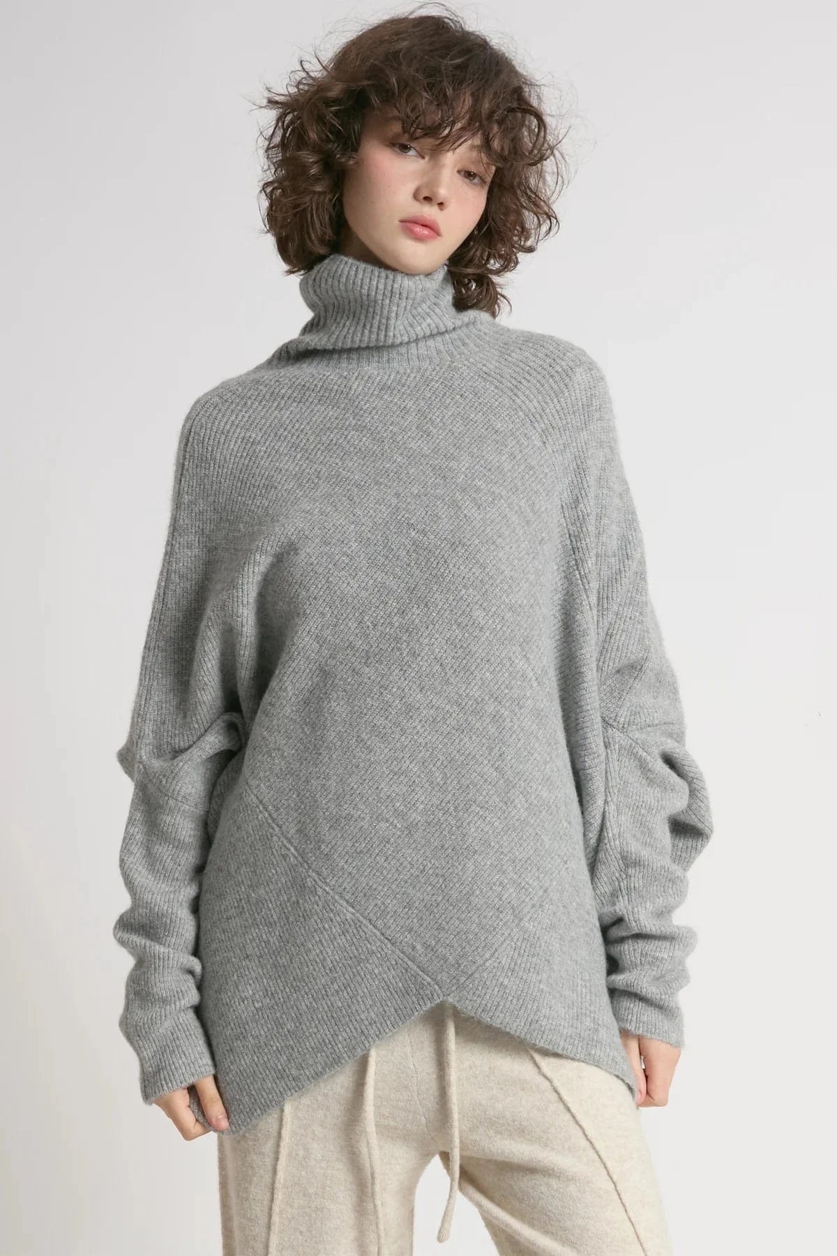 Haystacks Sweater One size Flowy Neck Sleeved Sweater Vest - Light Grey