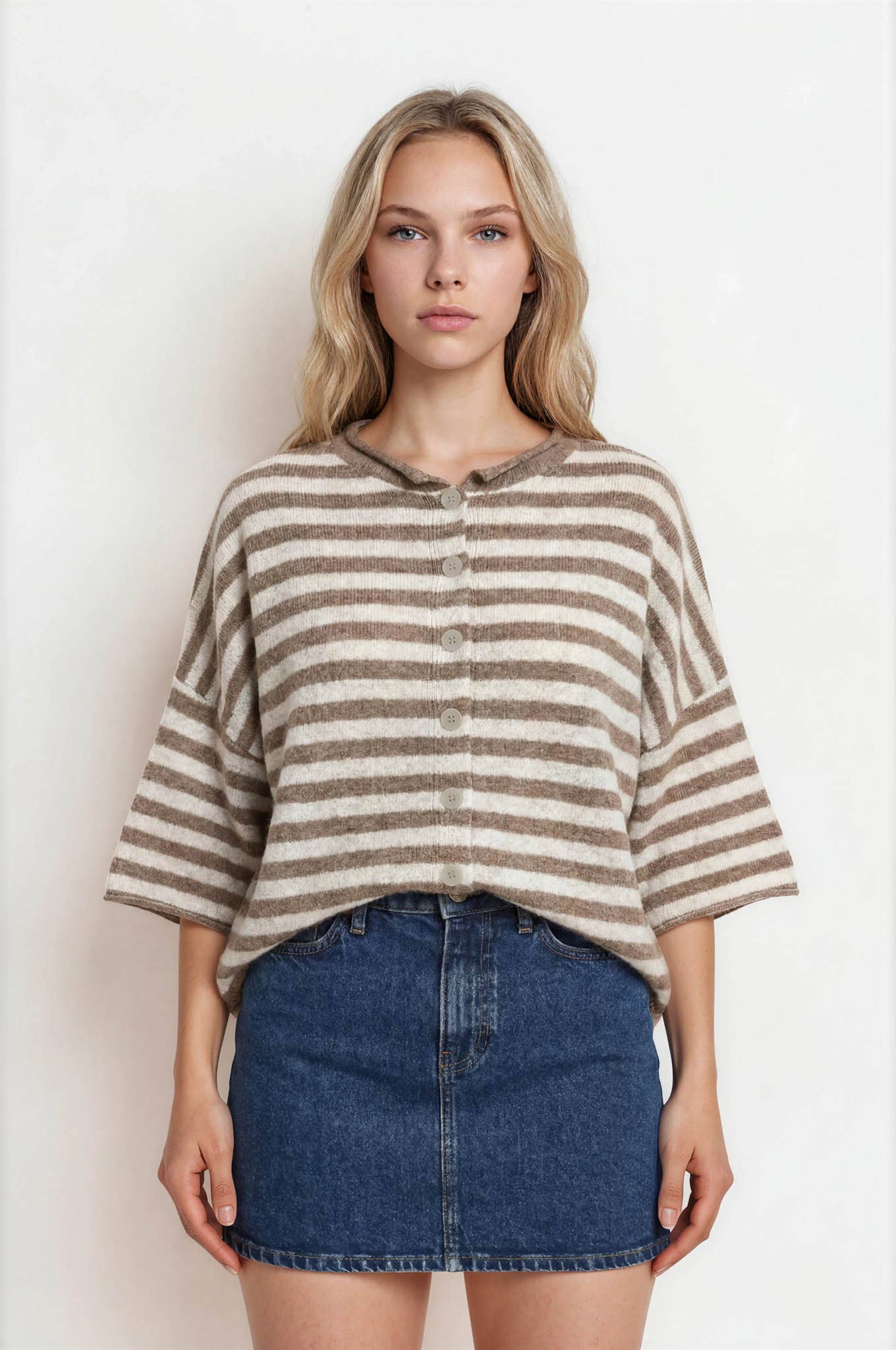 J.O.A CHOCOLATE BROWN STRIPE RAW EDGE SHORT SLEEVE BUTTON DOWN CARDIGAN