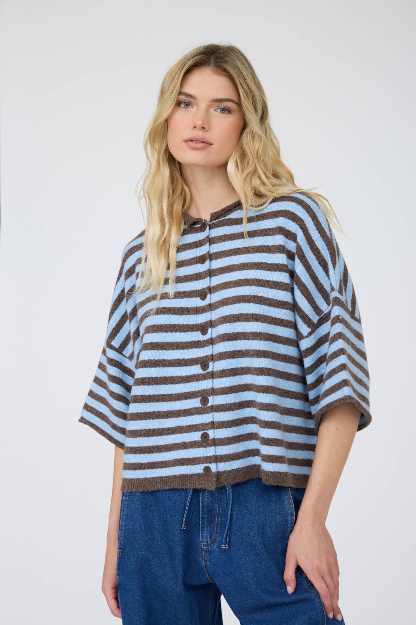 J.O.A CHOCOLATE BROWN STRIPE RAW EDGE SHORT SLEEVE BUTTON DOWN CARDIGAN