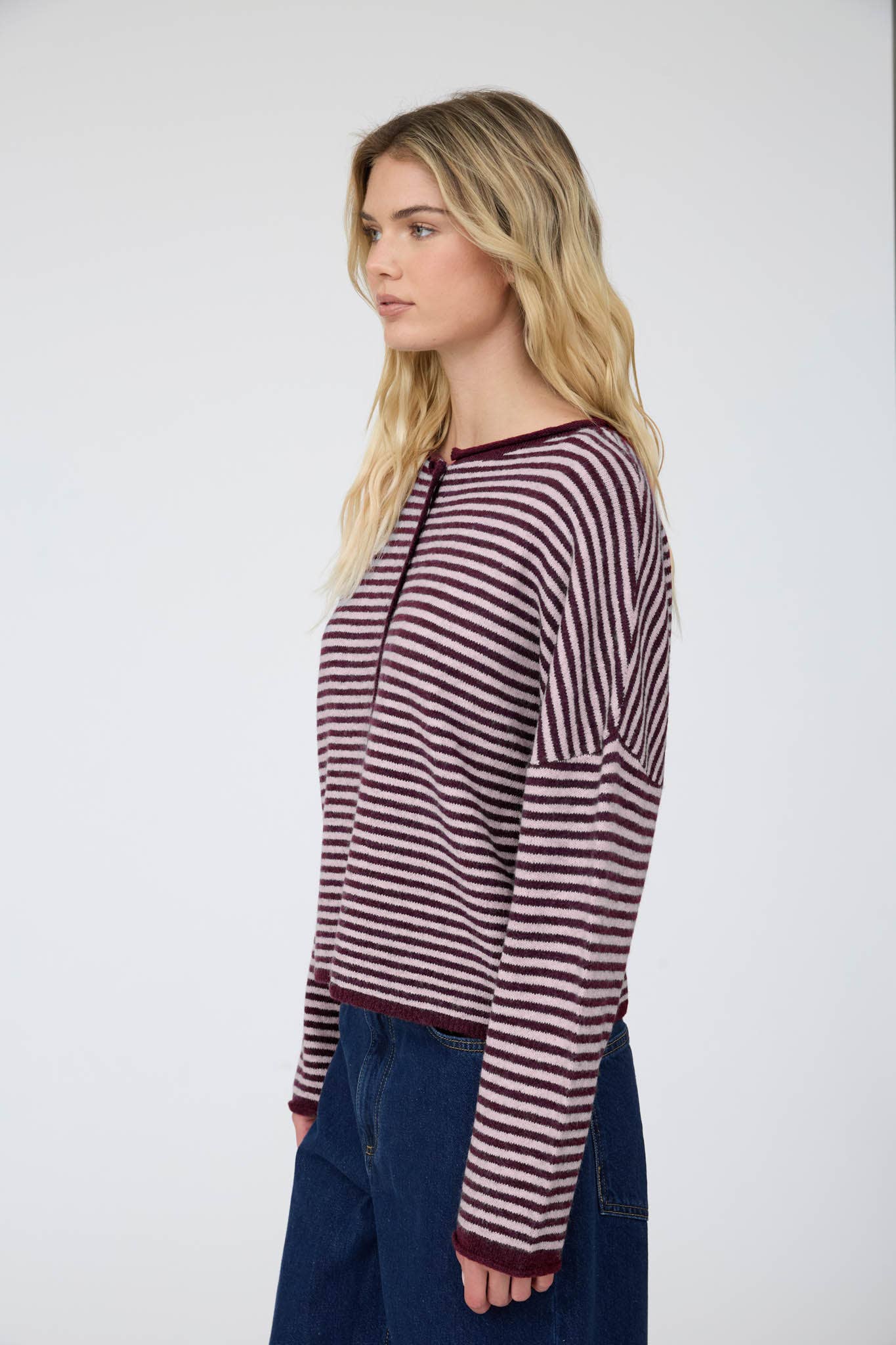 J.O.A STRIPE RAW EDGE BUTTON DOWN LONG SLEEVE CARDIGAN