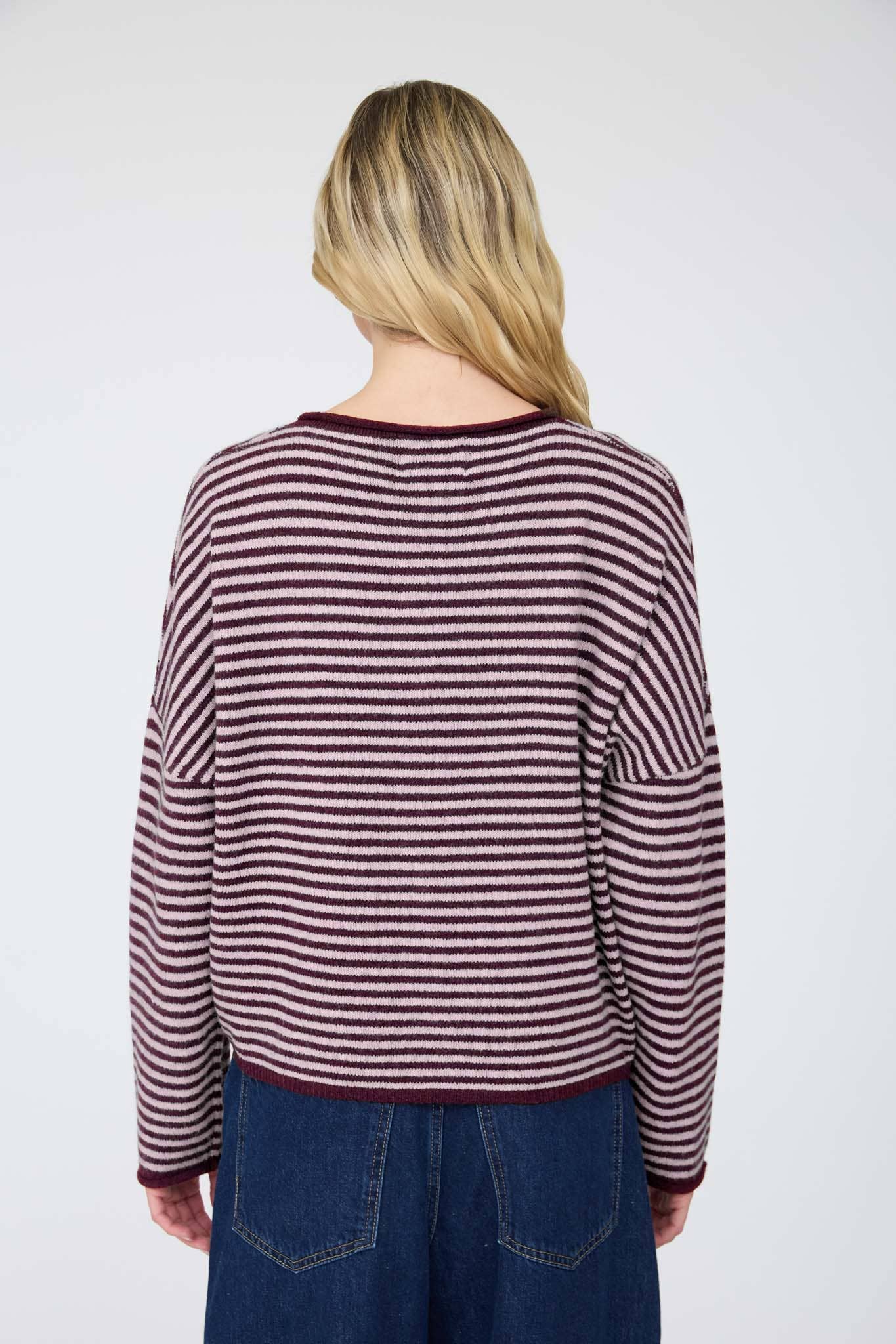 J.O.A STRIPE RAW EDGE BUTTON DOWN LONG SLEEVE CARDIGAN