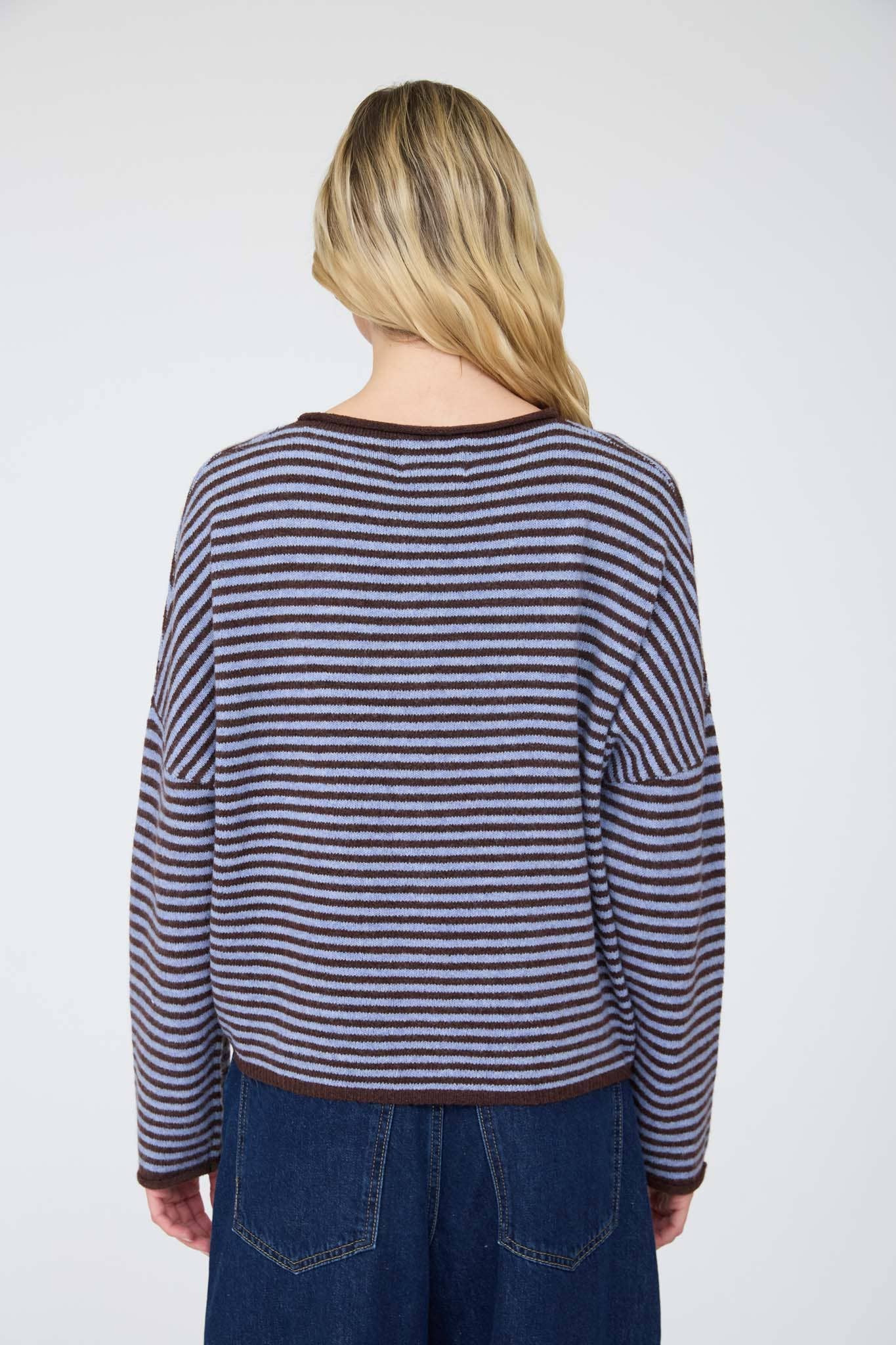 J.O.A STRIPE RAW EDGE BUTTON DOWN LONG SLEEVE CARDIGAN