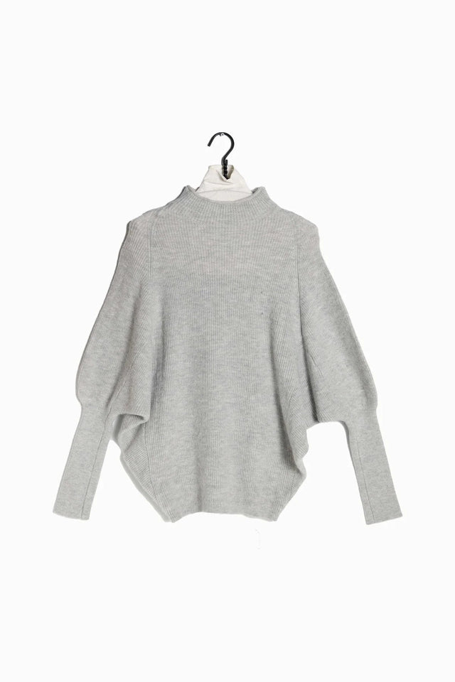 White 2025 slouchy sweater