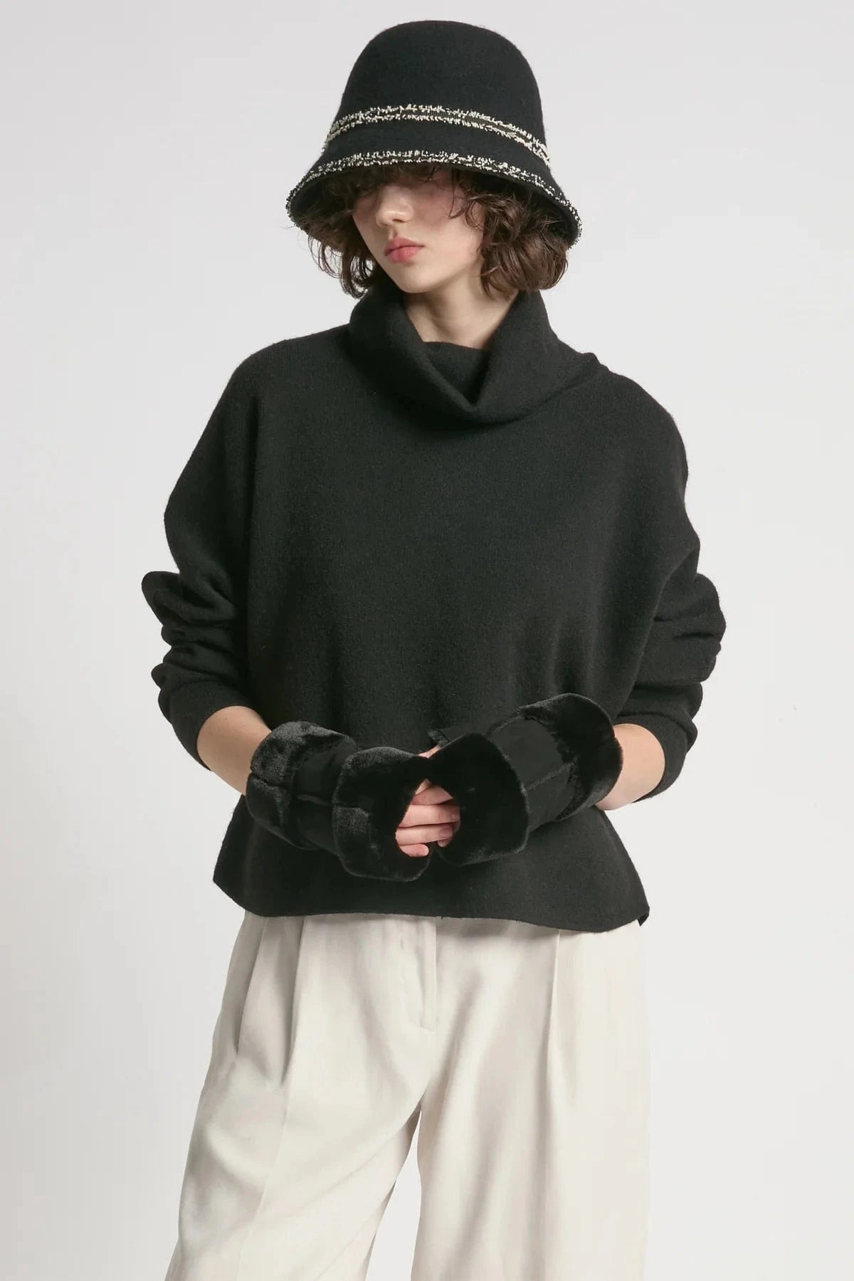 Look By M Sweater One size Dolman Funnelneck Pullover Sweater- Black