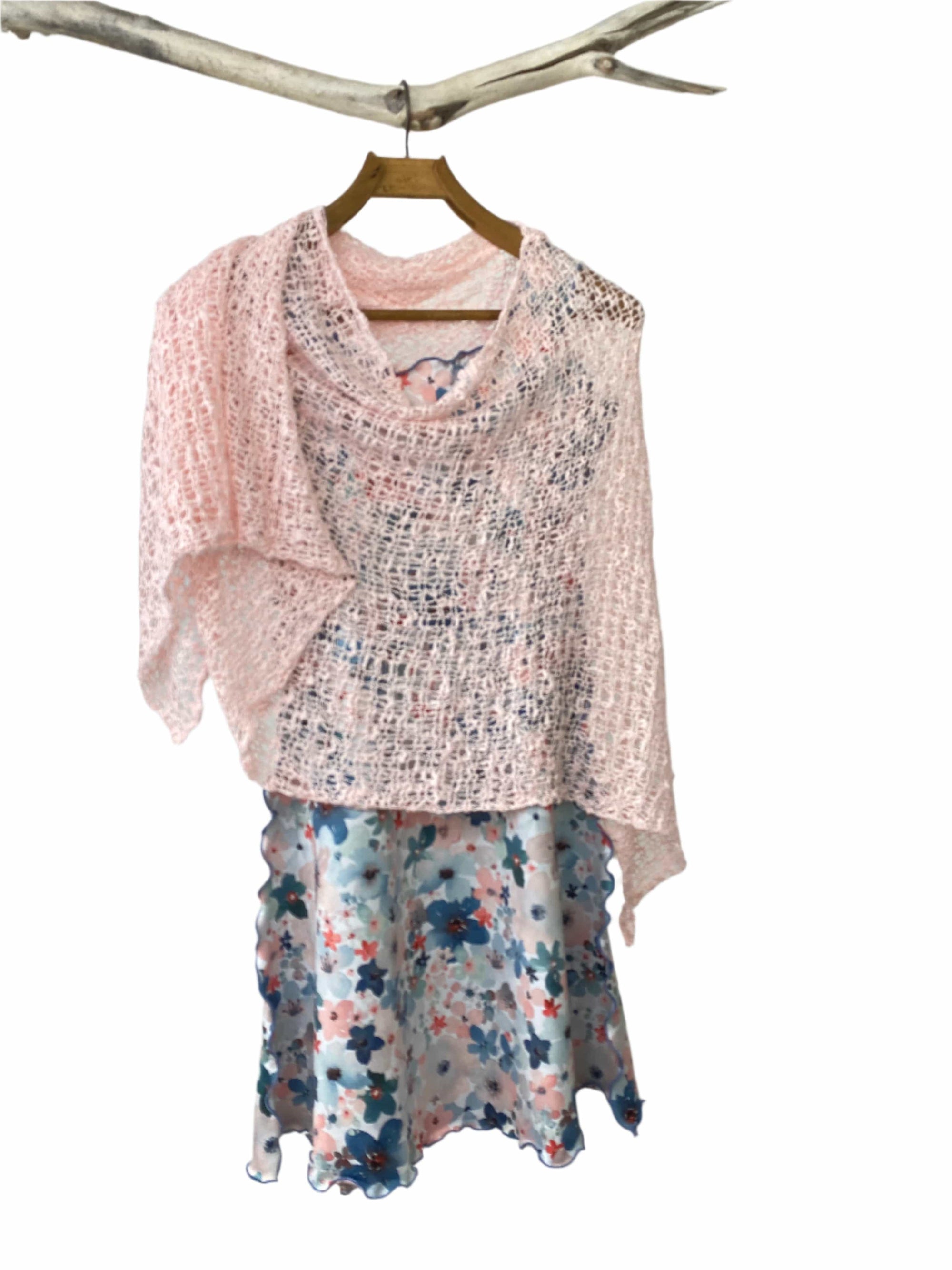 Tanami Poncho Icing Popcorn Knit Poncho Biasa