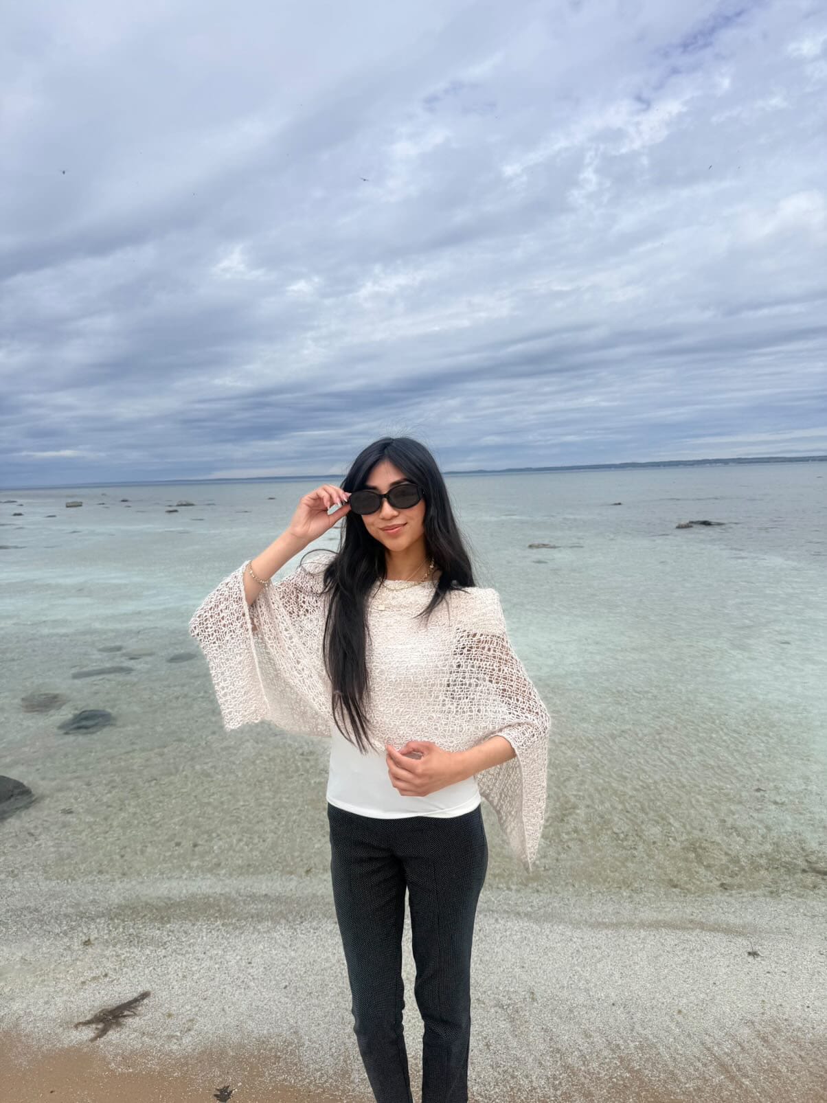 Tanami Poncho Salmon Popcorn Knit Poncho Biasa (Salmon)