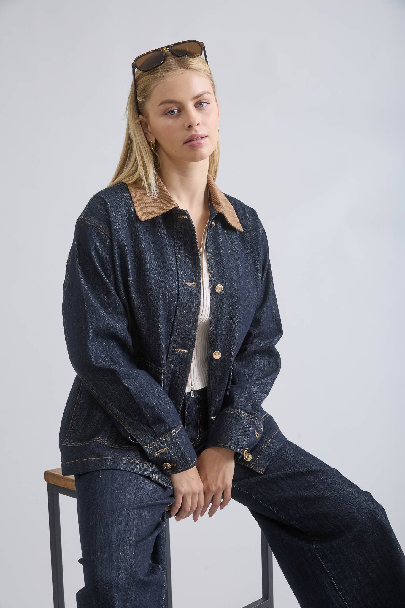 The Workshop Studio DENIM CORDUROY COLLAR  POCKET DETAIL DENIM JACKET