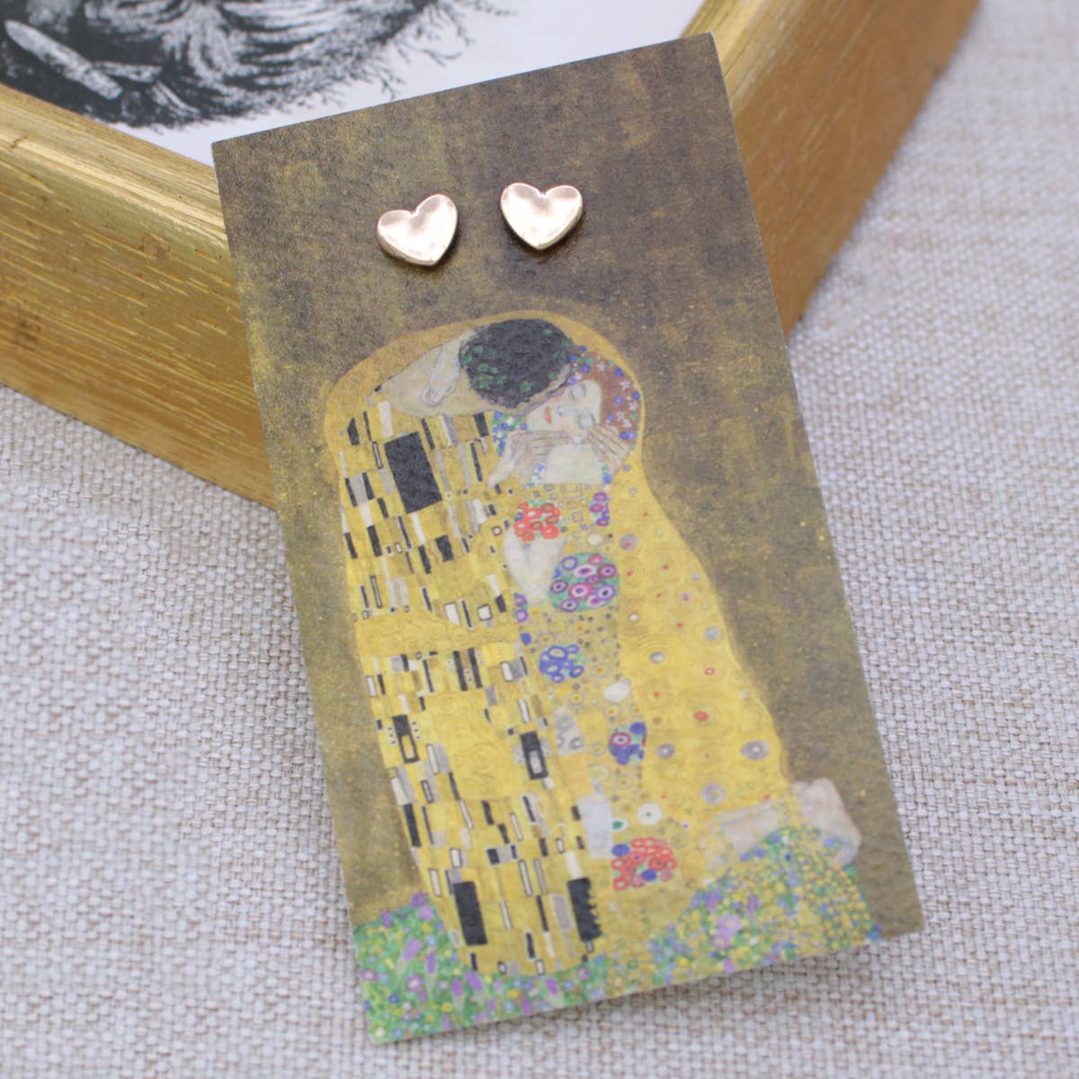 ZAD jewelry The Kiss Fine Art Gold Heart Earrings