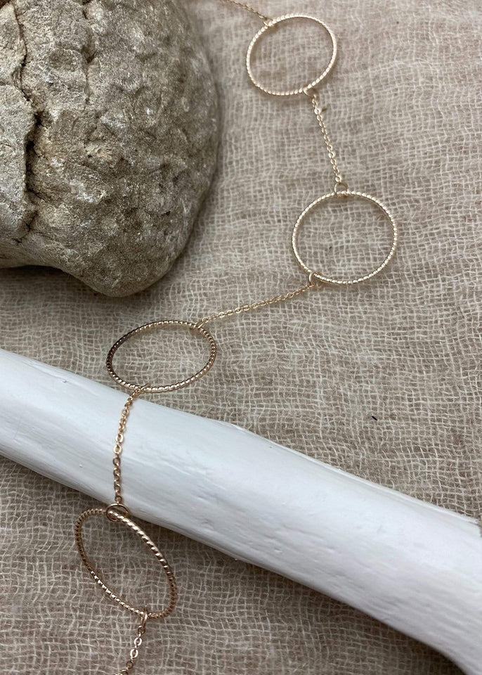 Haystacks Necklace Gold Twisted Metal Link Necklace