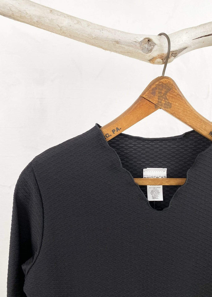 Haystacks top Black Vigo Surreal Textured Top