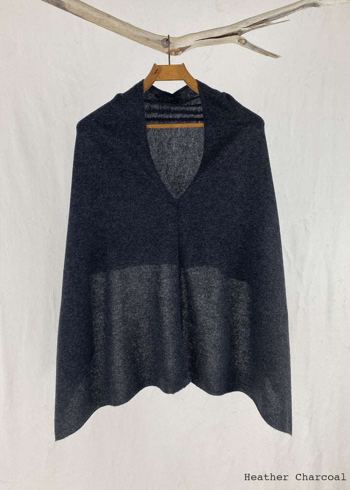 In 2 Poncho Cashmere Poncho